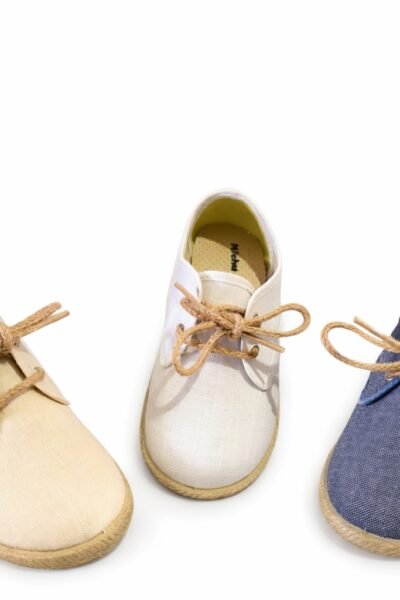 Zapato Blucher infantil de lino suela esparto. Hecho en España