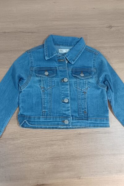 Chaqueta vaquera niña denim básico de armario